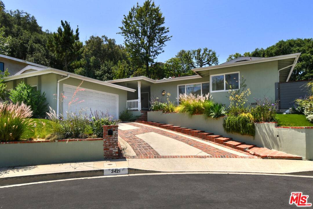 Sherman Oaks, CA 91403,3421 Castlewoods Pl