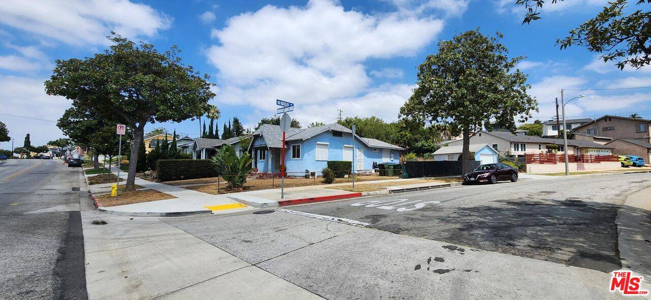 Inglewood, CA 90302,545 E Fairview Blvd