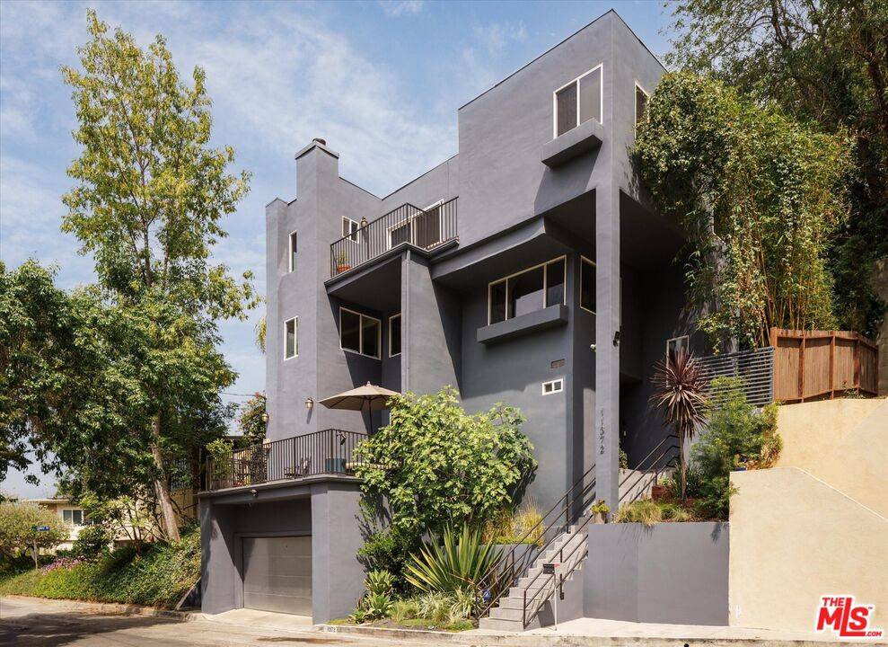 Studio City, CA 91604,11372 Brill Dr