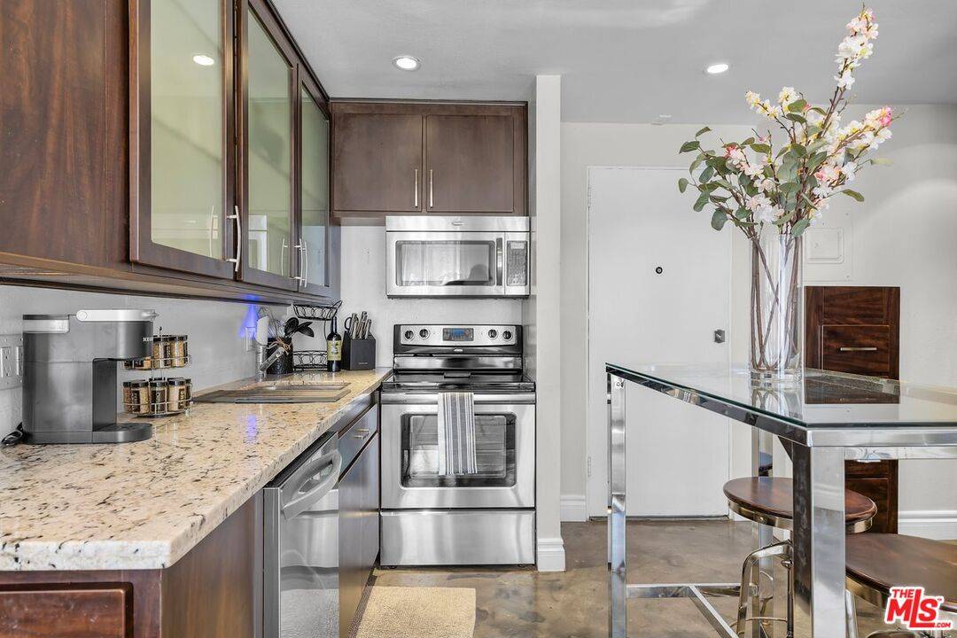 Long Beach, CA 90802,140 Linden Ave #615