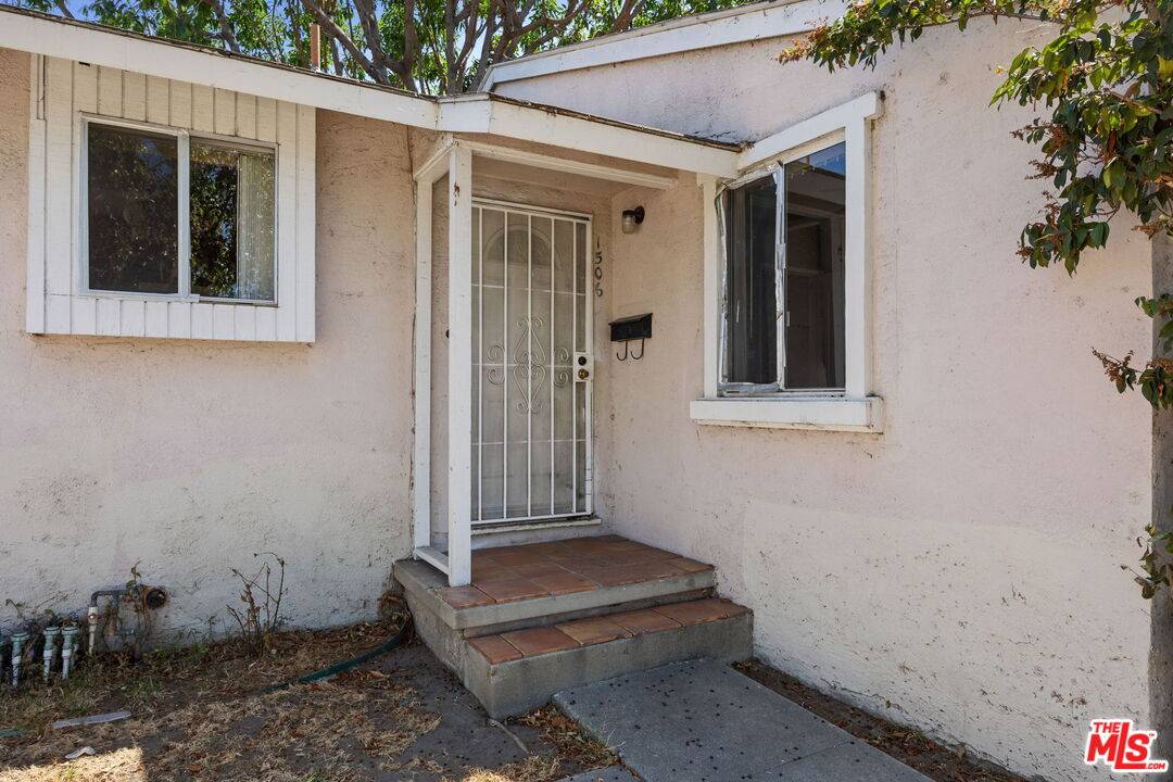 Fullerton, CA 92832,1506 S Euclid St