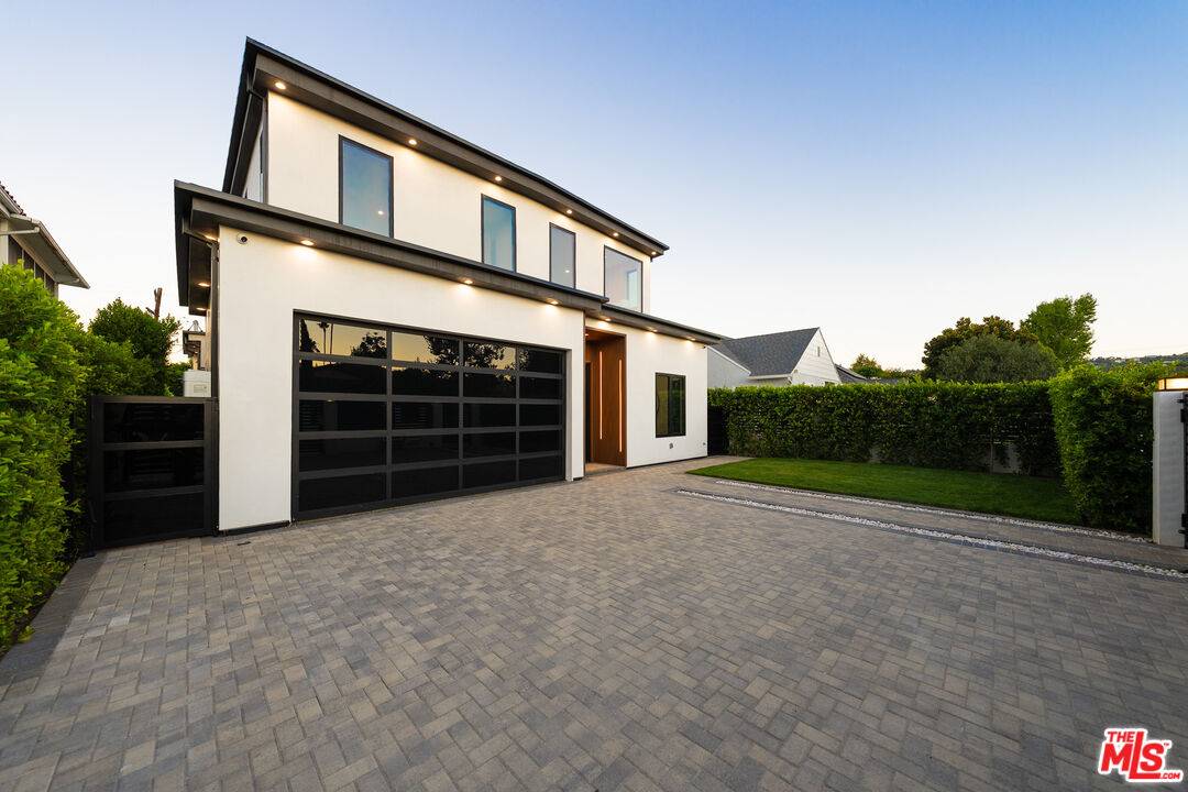 Sherman Oaks, CA 91423,4532 Calhoun Ave