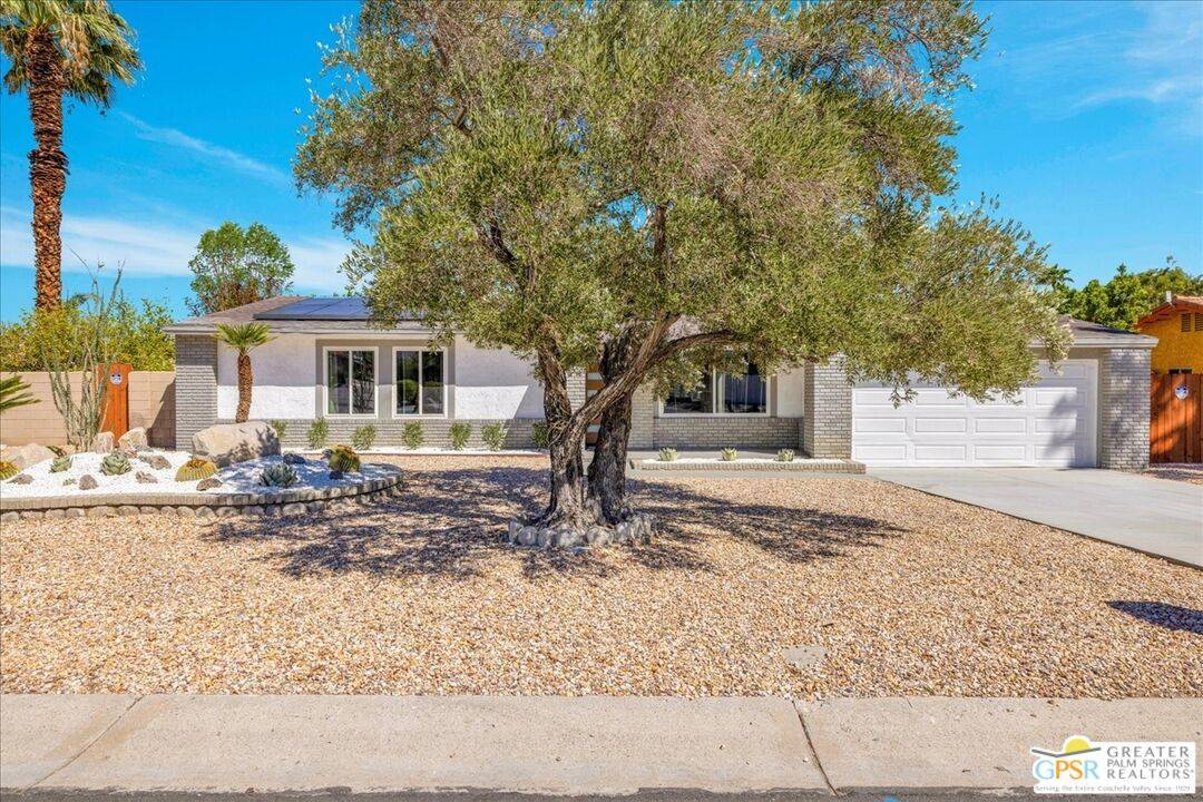 Palm Springs, CA 92262,2092 N San Antonio Rd