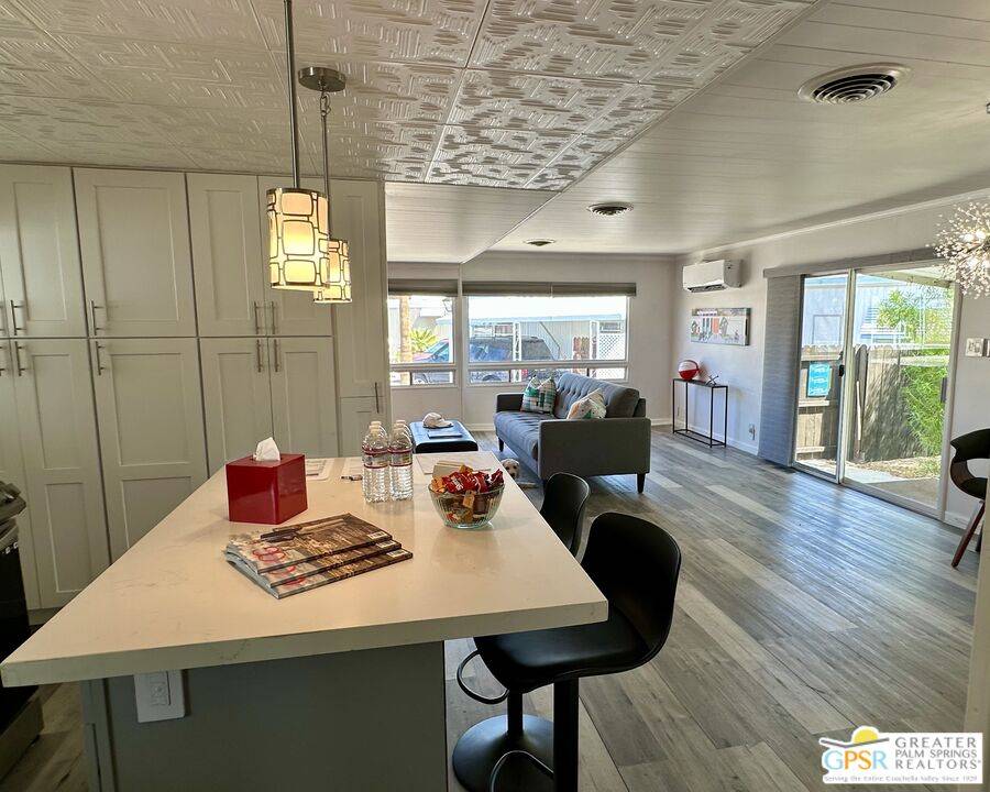 Cathedral City, CA 92234,129 Coyote