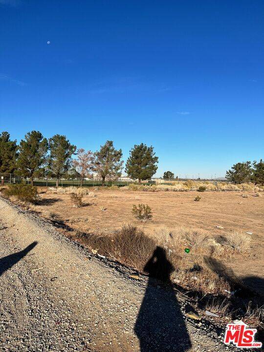 Victorville, CA 92392,1001 Del Cerro St