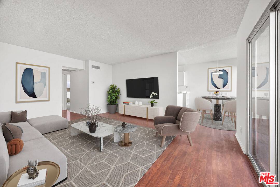 Encino, CA 91316,5400 Newcastle Ave #66