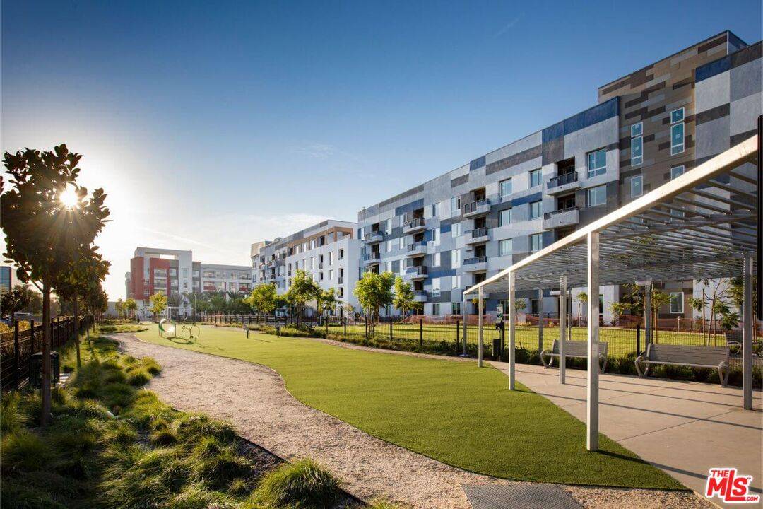 Anaheim, CA 92805,1910 S Union St #5041