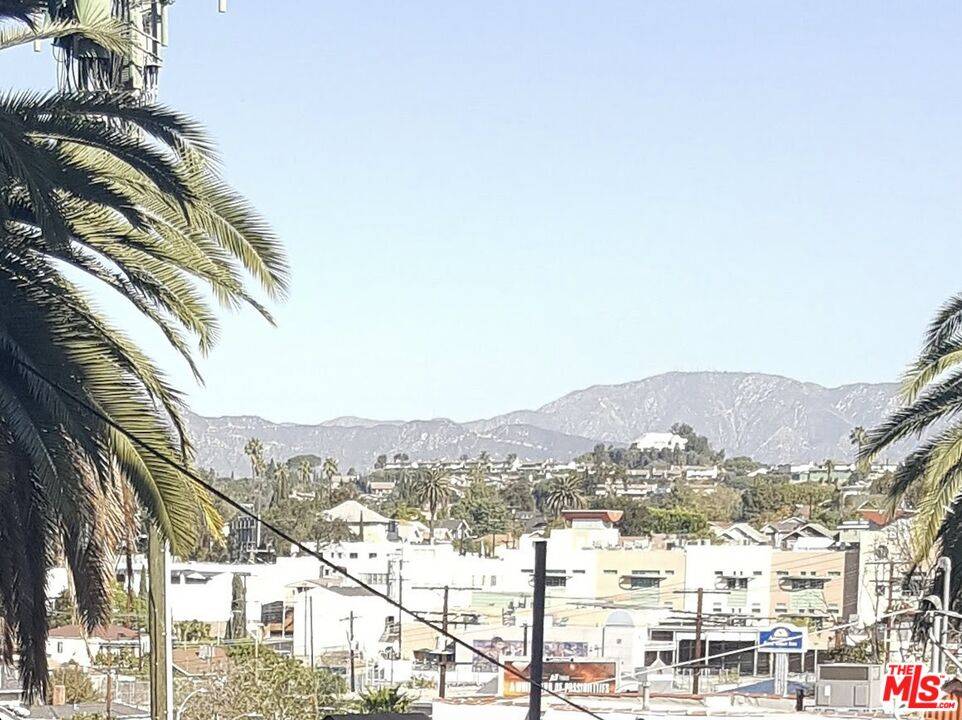 Los Angeles, CA 90026,616 N Alvarado St