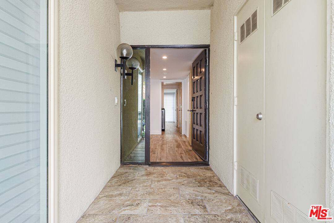 Malibu, CA 90265,18055 COASTLINE DR #2