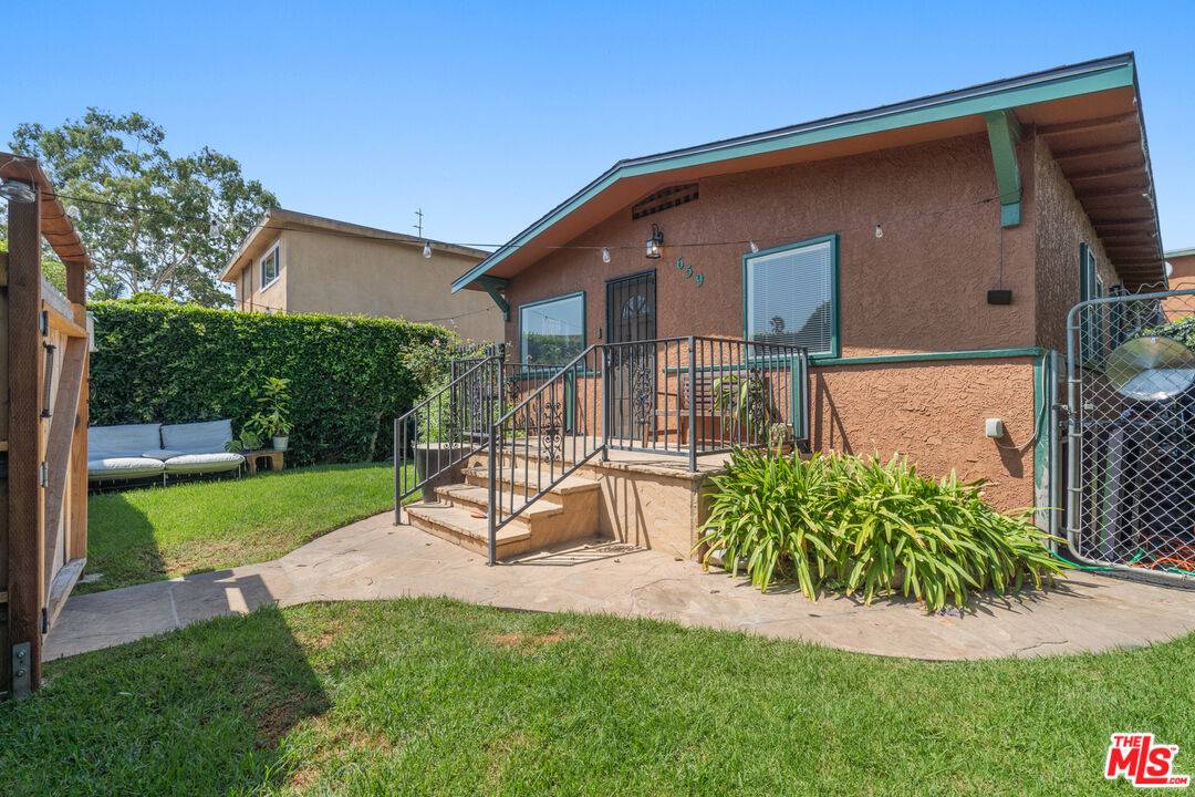 Venice, CA 90291,659 Vernon Ave