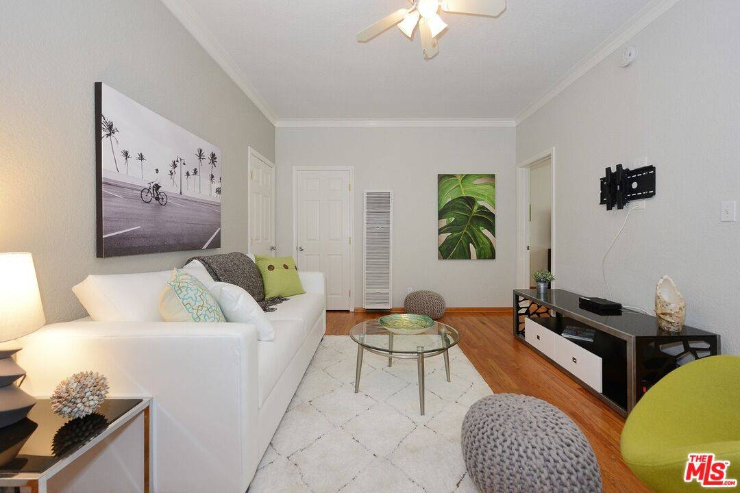 Venice, CA 90291,2326 Pacific Ave #E