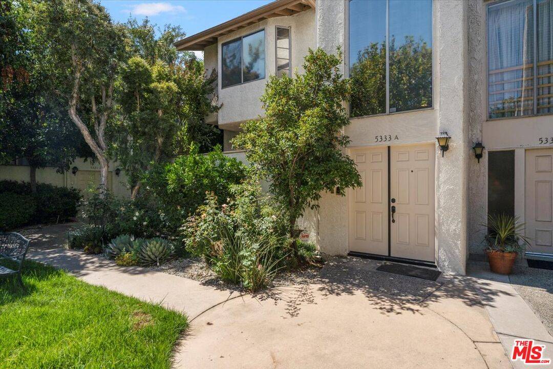Sherman Oaks, CA 91401,5333 Coldwater Canyon Ave #A
