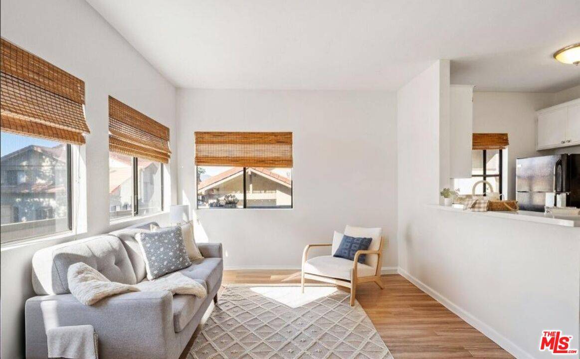 Thousand Oaks, CA 91362,68 Maegan Pl #7