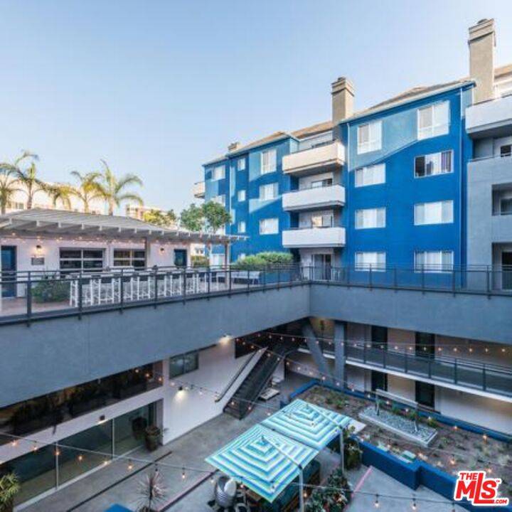 Long Beach, CA 90802,245 PINE AVE #417