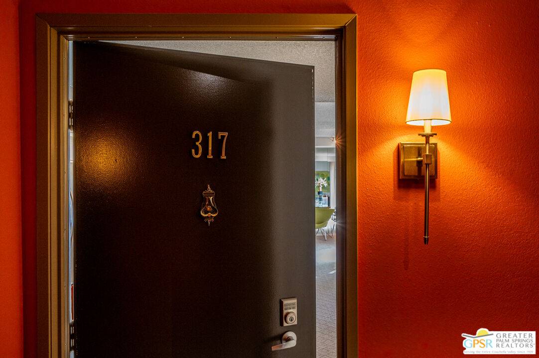 Palm Springs, CA 92264,1550 S Camino Real #317