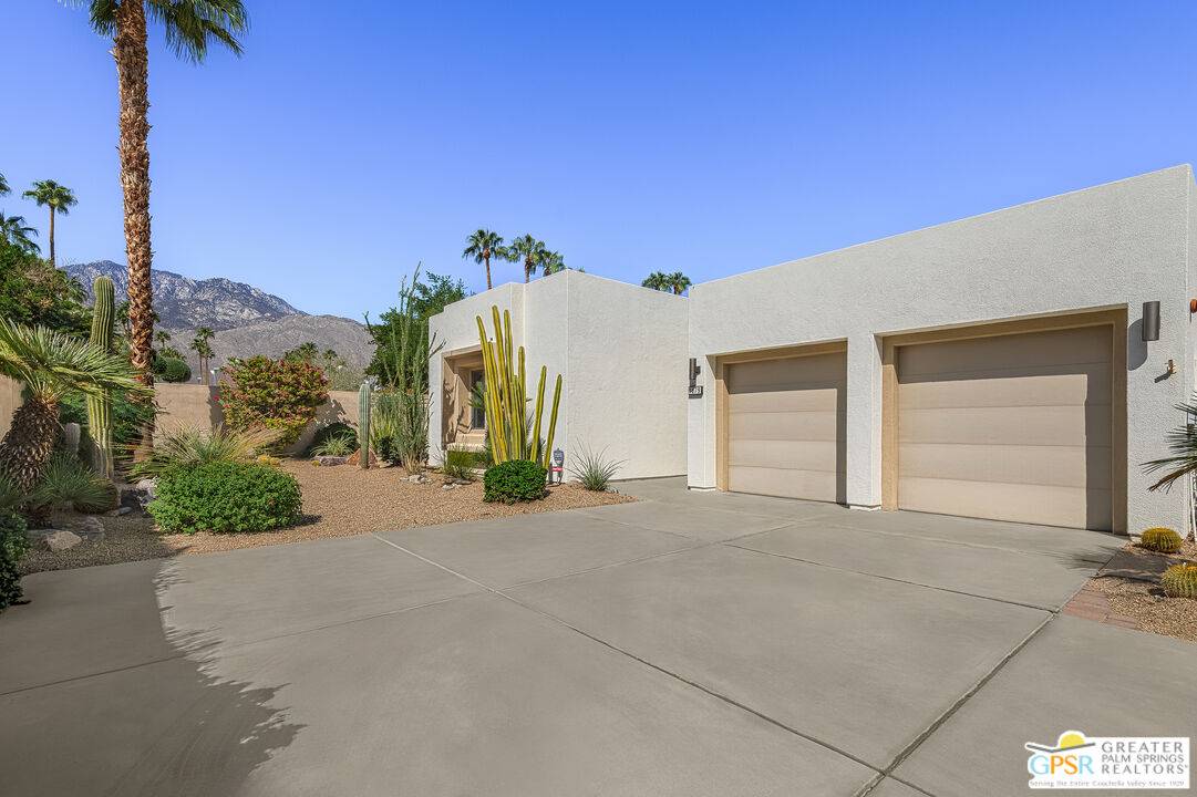 Palm Springs, CA 92264,1879 Torchlight Ln