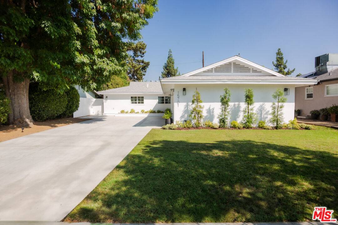 Granada Hills, CA 91344,15701 Ludlow St