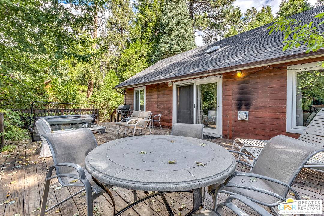 Idyllwild, CA 92549,25300 Tahquitz Rd
