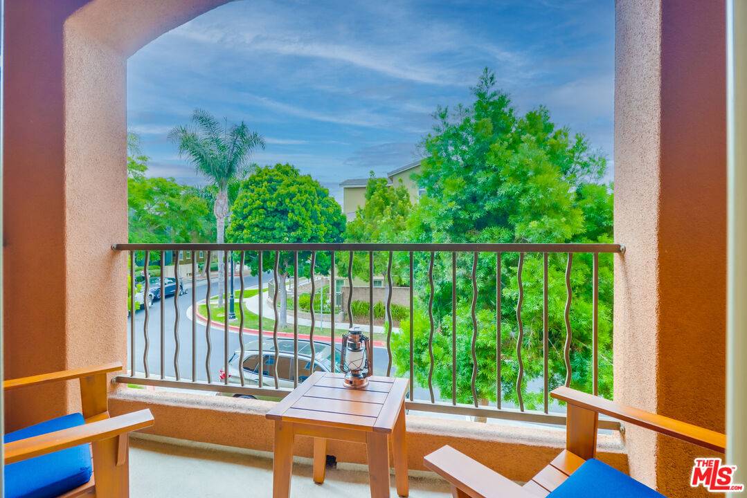 Chula Vista, CA 91913,1884 Aquamarine Ct #11