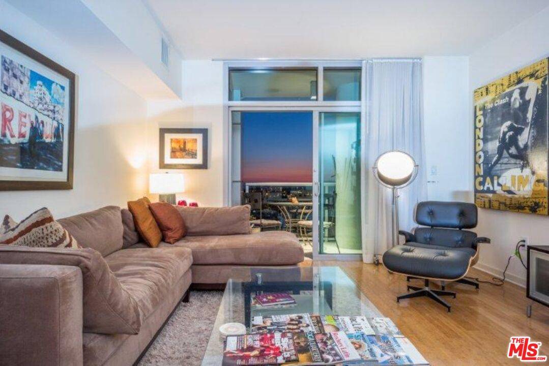 Marina Del Rey, CA 90292,13700 Marina Pointe Dr #1514