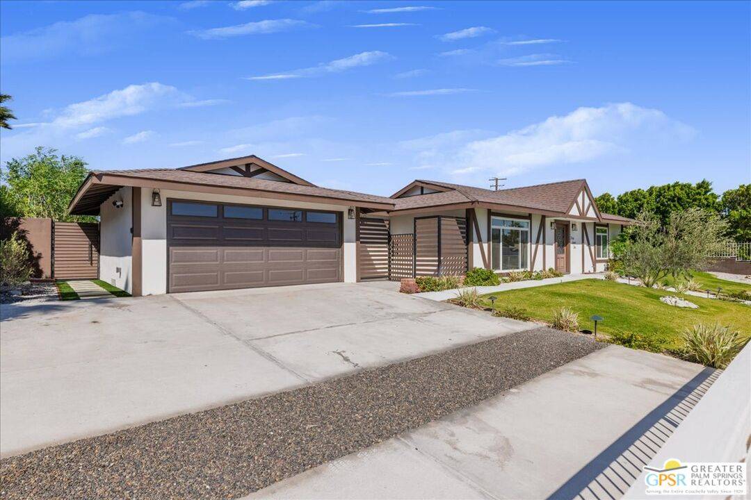 Palm Springs, CA 92262,372 E Molino Rd