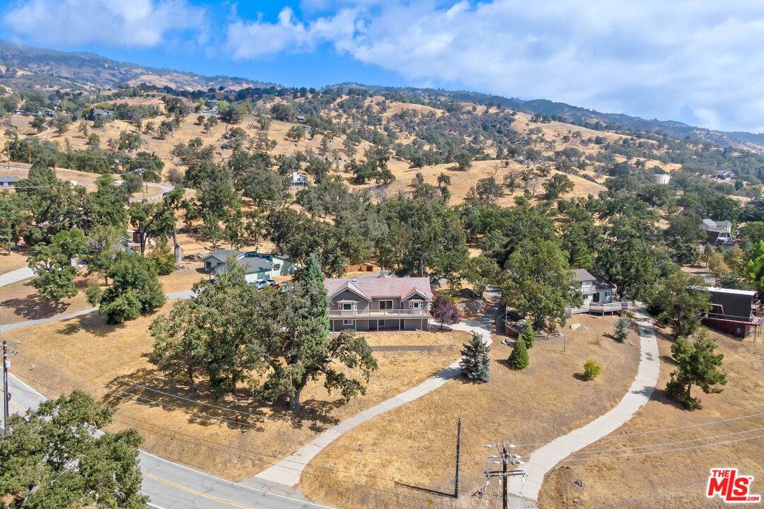 Tehachapi, CA 93561,24500 Deertrail