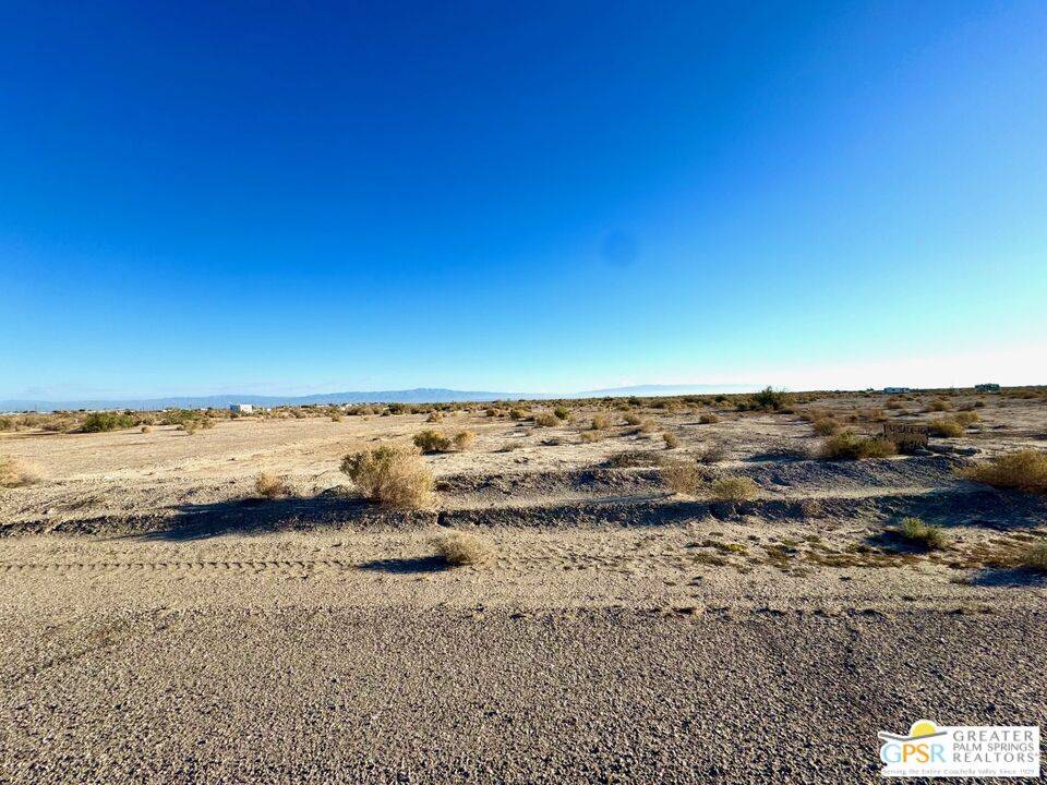 Thermal, CA 92274,2212 Palm Manor Ave