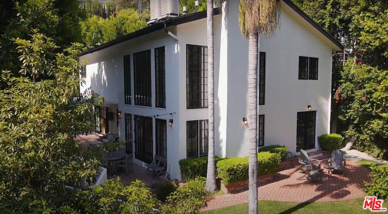 Los Angeles, CA 90046,2625 Nichols Canyon Rd