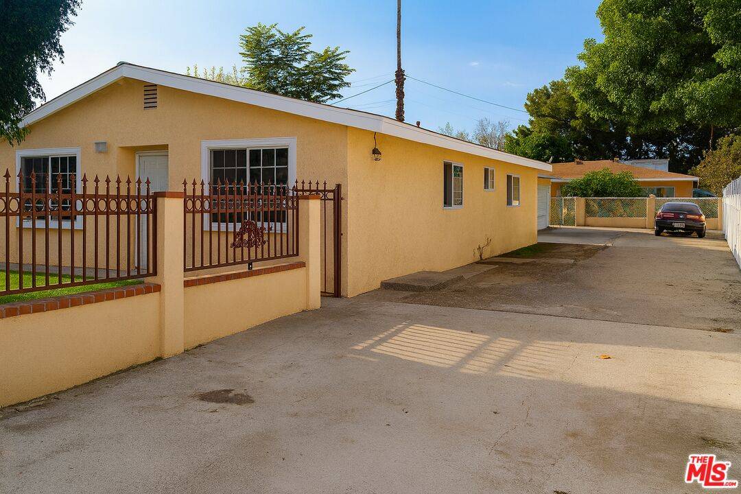 Sylmar, CA 91342,15131 Polk St