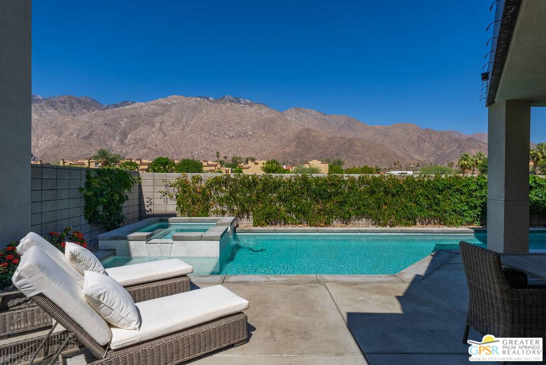 Palm Springs, CA 92262,217 Vista Ter
