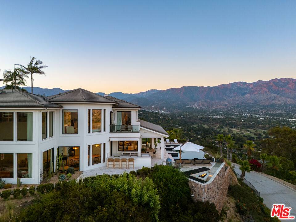 Pasadena, CA 91105,1525 Glen Oaks Blvd