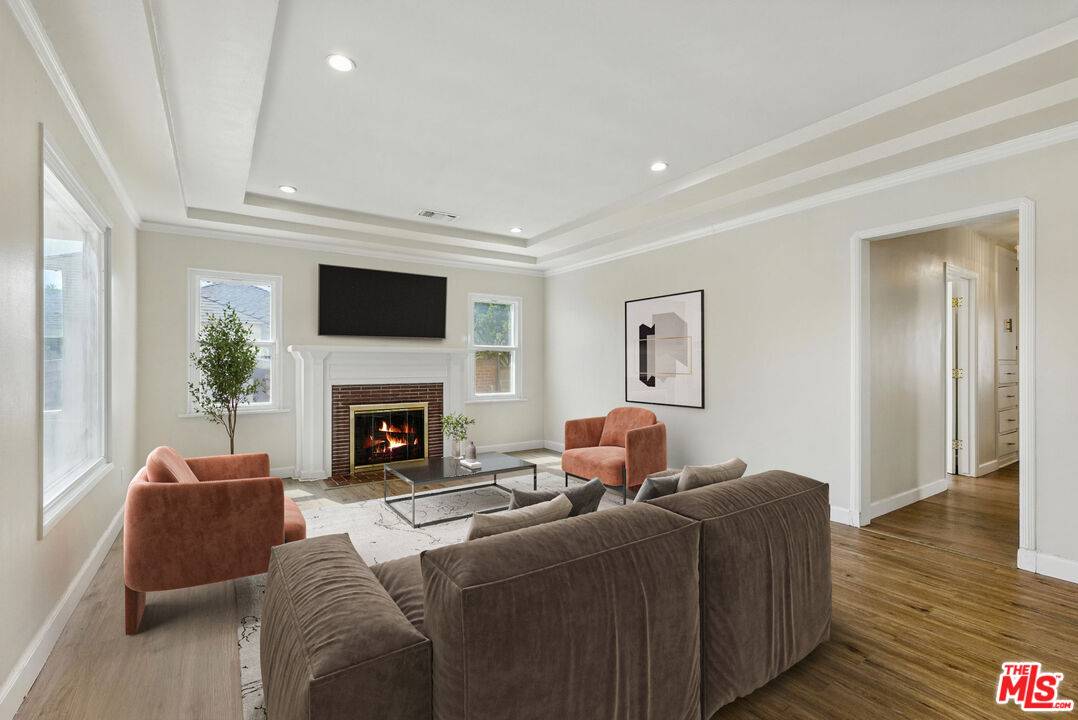 Inglewood, CA 90301,237 W Kelso St