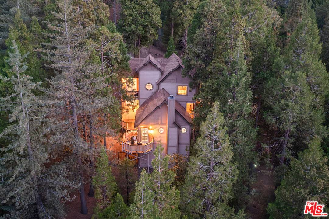 Lake Arrowhead, CA 92352,27532 North Bay Rd