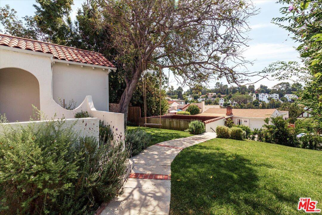 Glendale, CA 91205,1410 Stanford Dr