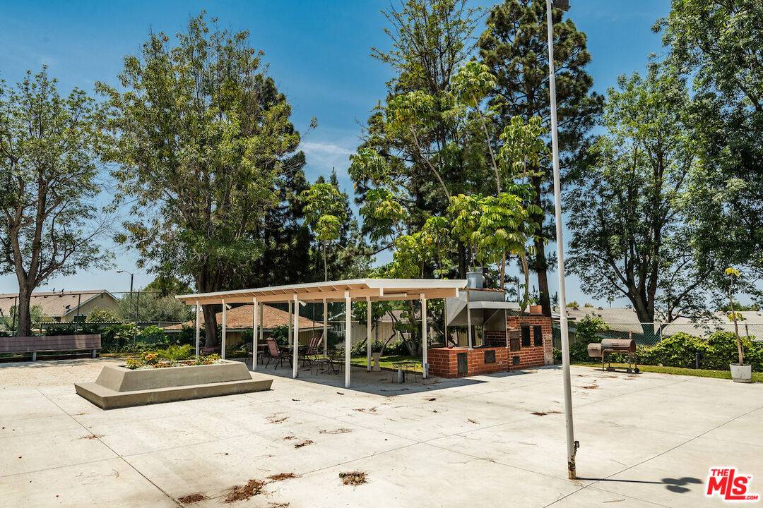 Inglewood, CA 90305,3500 W Manchester Blvd #281