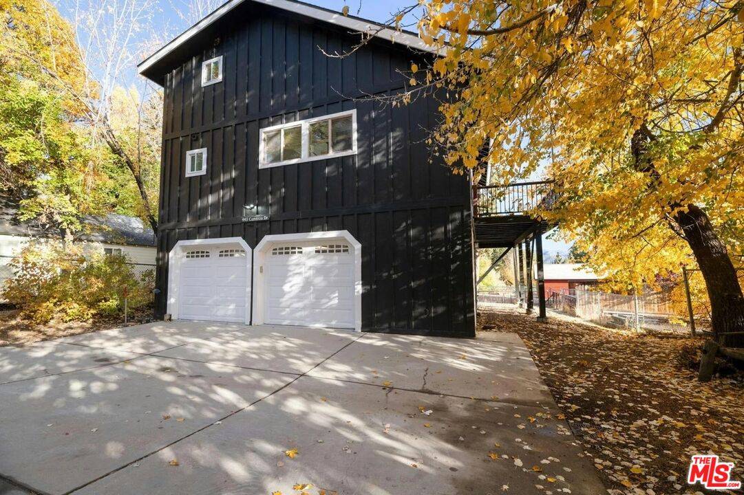 Big Bear Lake, CA 92315,993 Cameron Dr