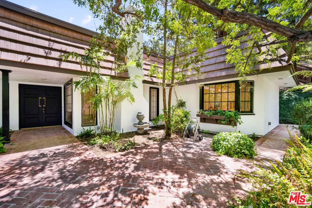 Calabasas, CA 91302,4370 Park Milano