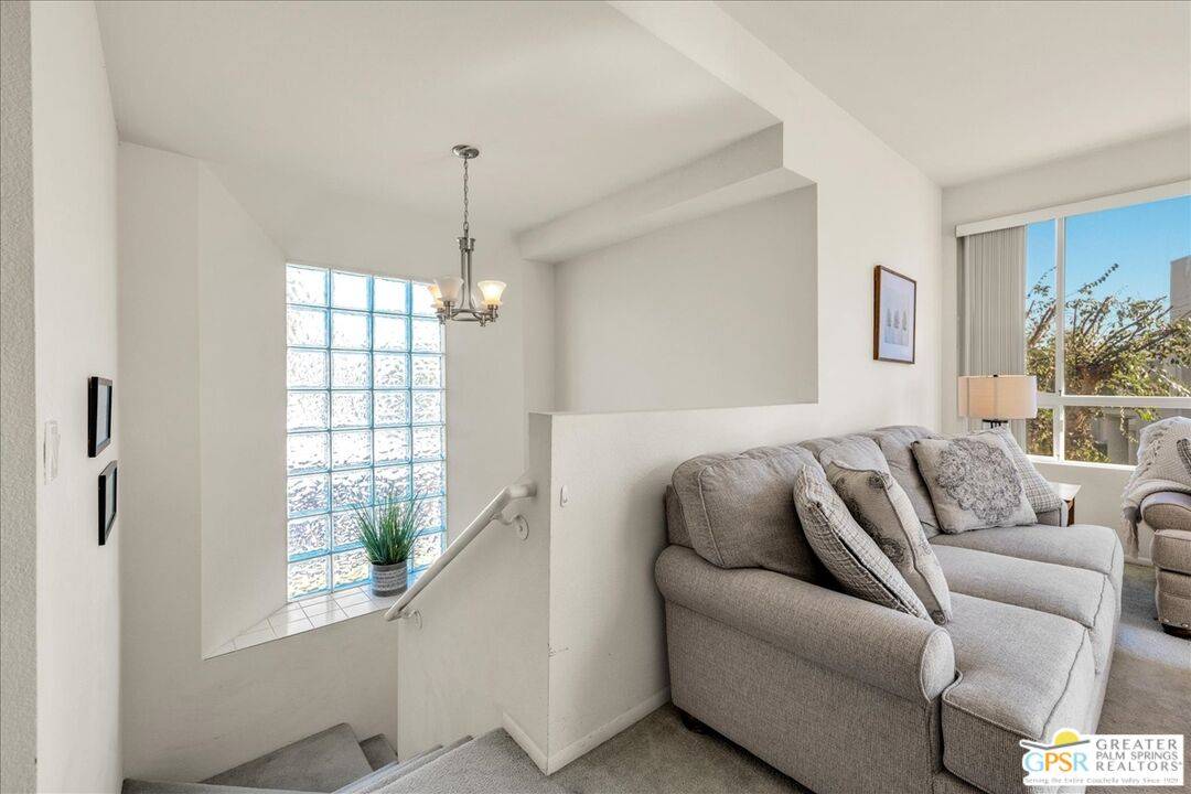 Palm Springs, CA 92262,401 S El Cielo Rd #154