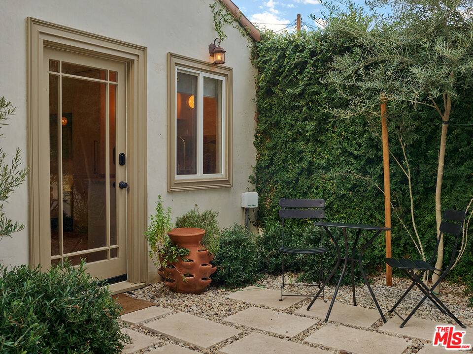 South Pasadena, CA 91030,1730 Monterey Rd