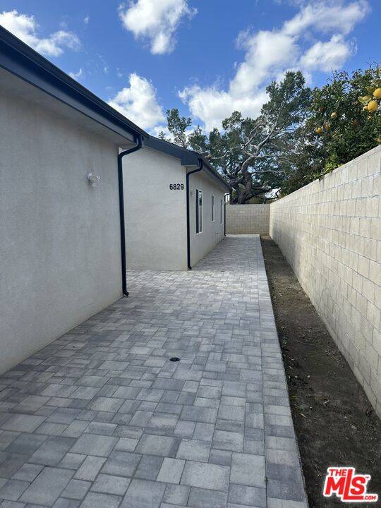 North Hollywood, CA 91605,6831 Bellaire Ave