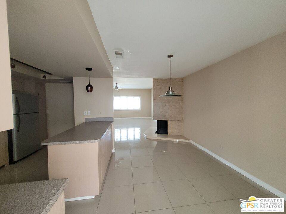 Palm Springs, CA 92264,2518 S Sierra Madre