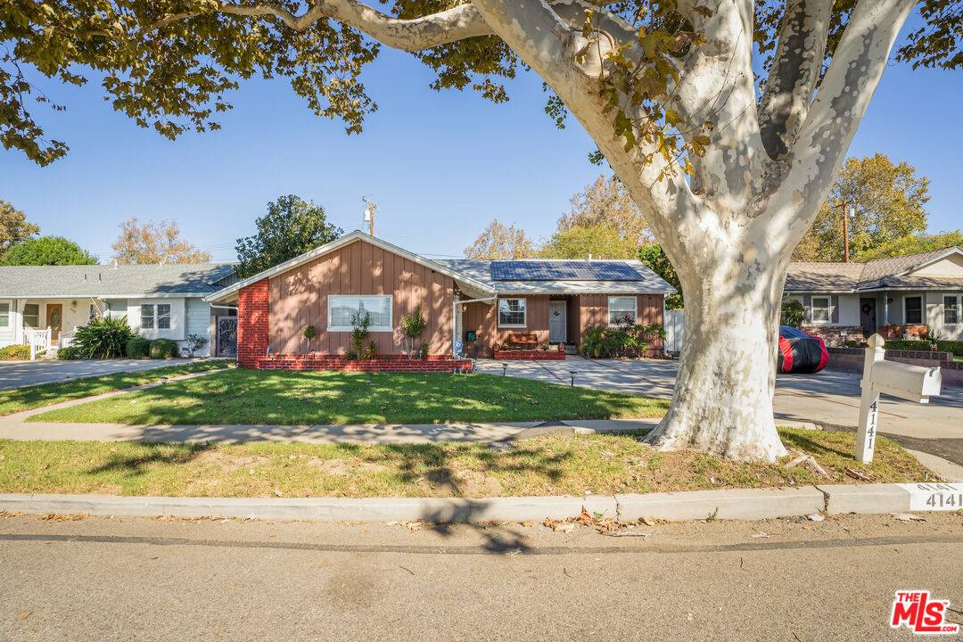 Simi Valley, CA 93063,4141 Eileen St