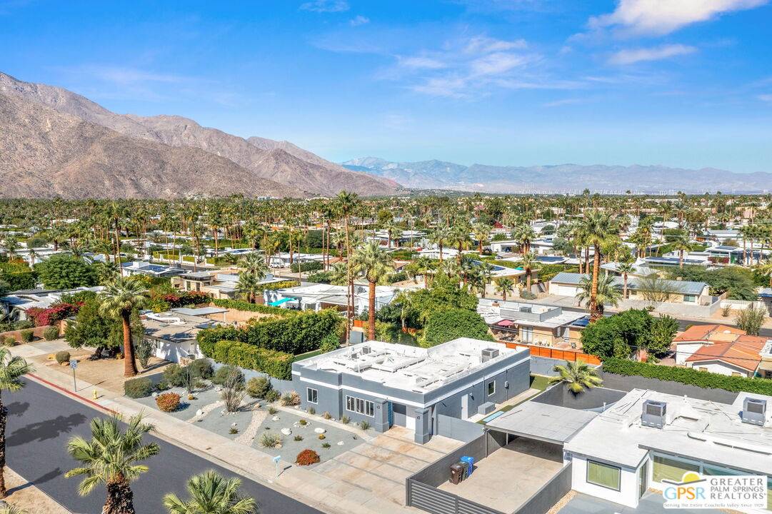 Palm Springs, CA 92264,1572 N Riverside Dr