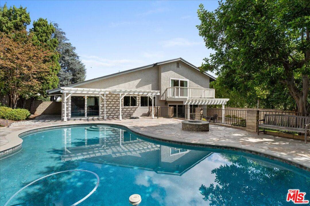 Porter Ranch, CA 91326,11717 Pala Mesa Dr