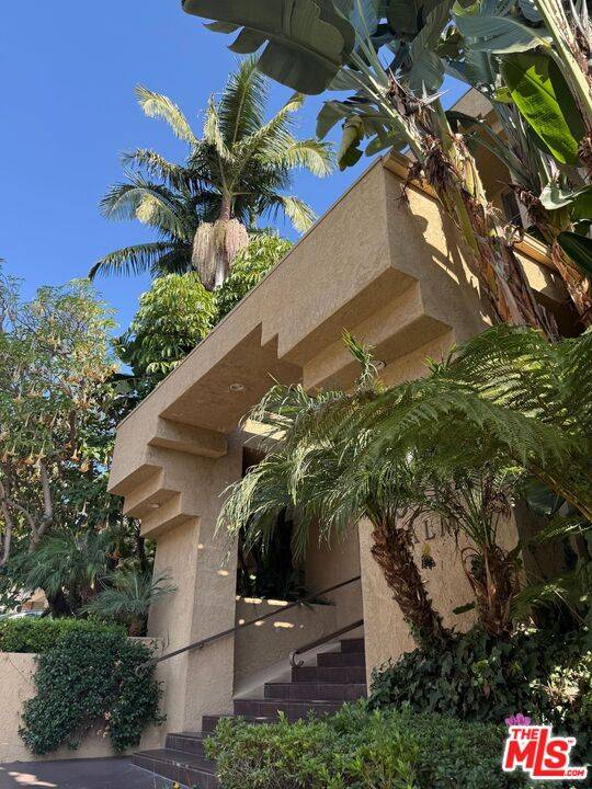 West Hollywood, CA 90069,970 Palm Ave #218