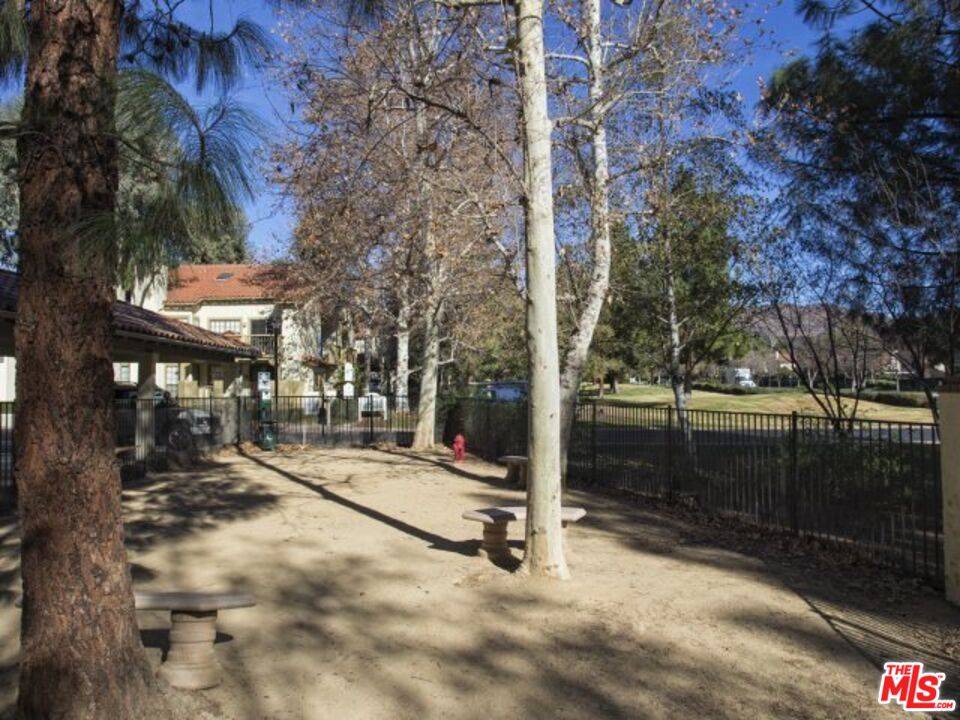 Westlake Village, CA 91362,973 WESTCREEK LN #128