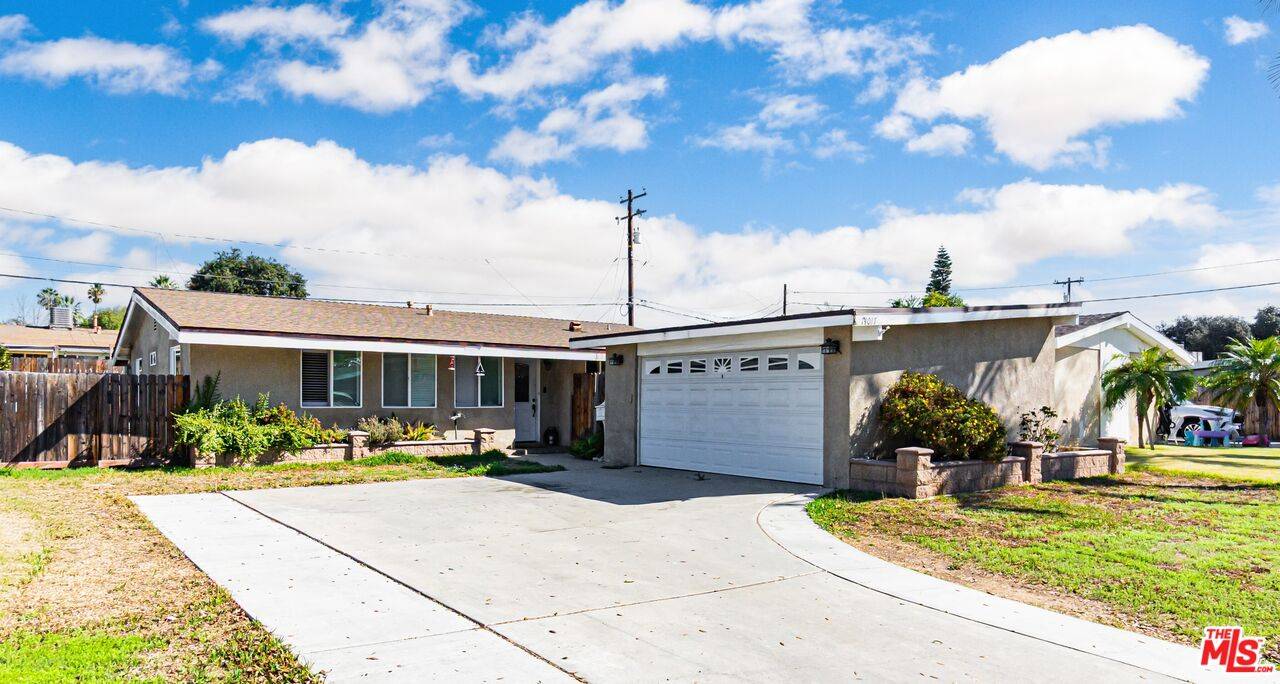 Whittier, CA 90605,14017 Hawes St