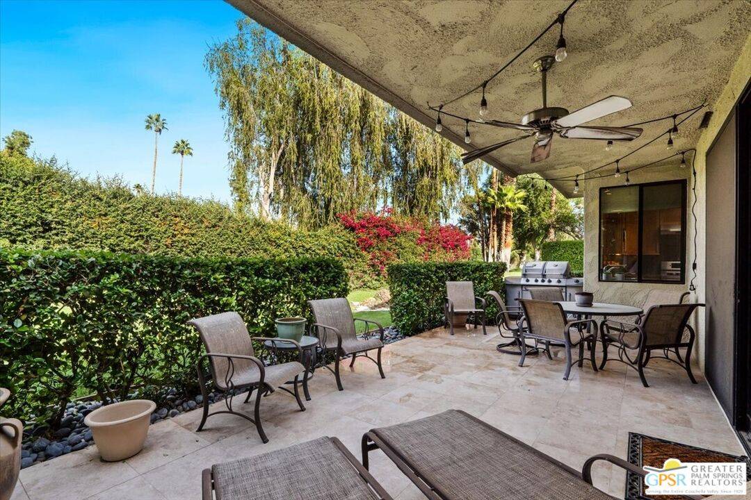 Palm Springs, CA 92264,2222 Oakcrest Dr