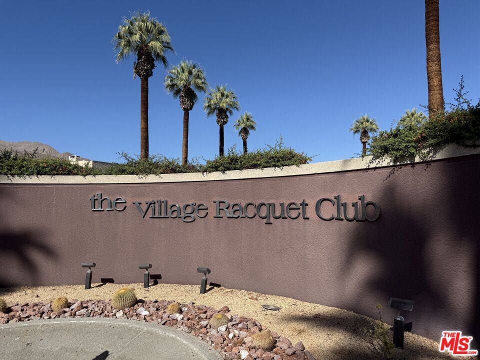 Palm Springs, CA 92262,891 Village Sq