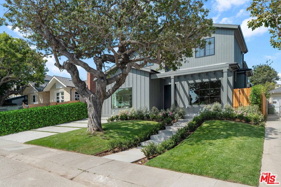 Los Angeles, CA 90045,8025 Stewart Ave